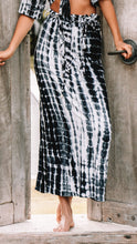 Load image into Gallery viewer, Tulum Long Skirt Black | mon ange Louise
