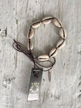 Load image into Gallery viewer, Foot/Bracelet Shells Chocolate | mon ange Louise

