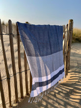 Load image into Gallery viewer, HAWAII BEACH TOWEL HERA
