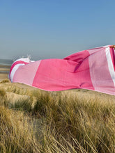 Load image into Gallery viewer, HAWAII BEACH TOWEL HERA
