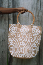 Load image into Gallery viewer, Uluwatu Bag White | mon ange Louise
